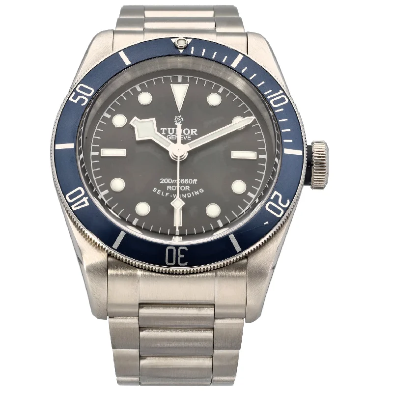 luxury watches with skeleton movement and modern design-Tudor Heritage Black Bay 79220 41mm Stainless Steel Watch